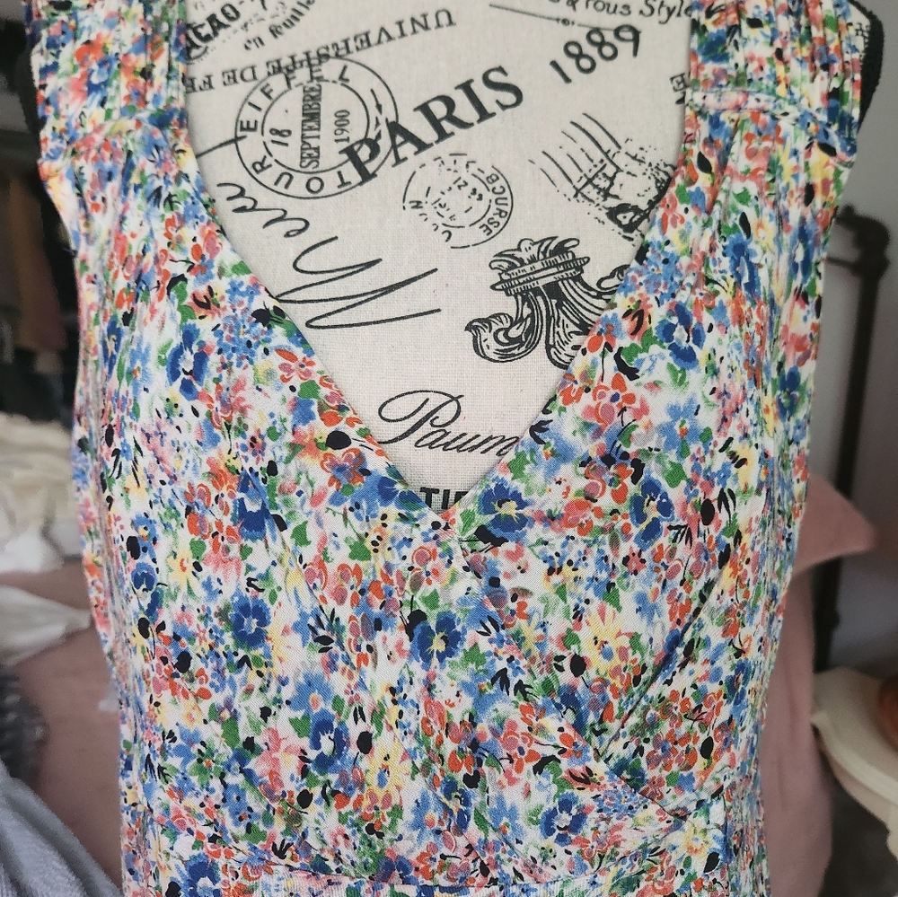 Womens silky dress with pockets